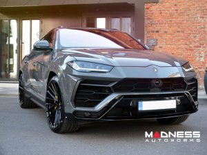 Lamborghini Urus Custom Wheels - EVO-6T by Vossen - Gloss Black Lamborghini Urus Custom Wheels - EVO-6T by Vossen - Gloss Black